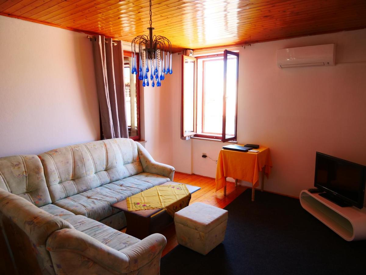 Apartment Piranhe Екстер'єр фото